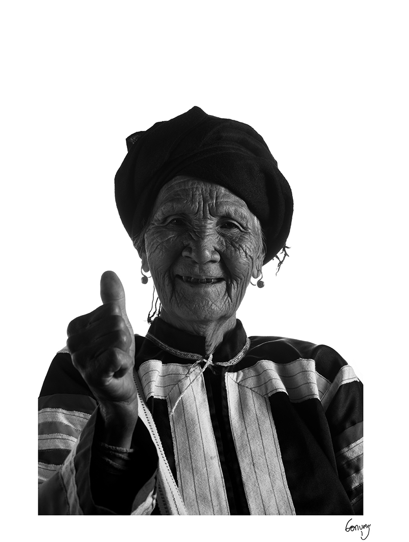 Lahu-005bw
